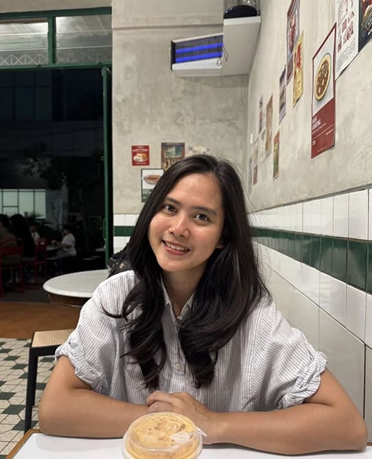 Yashinta Deselin Pratmana Putri